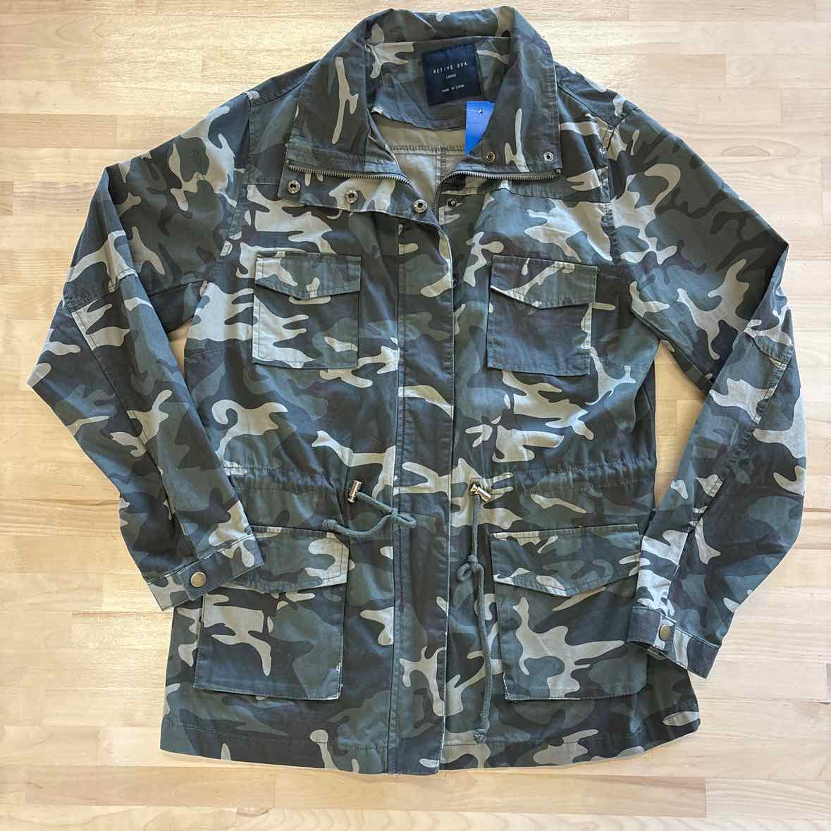 Active USA Size L Green Camoflage Jacket - Outdoor