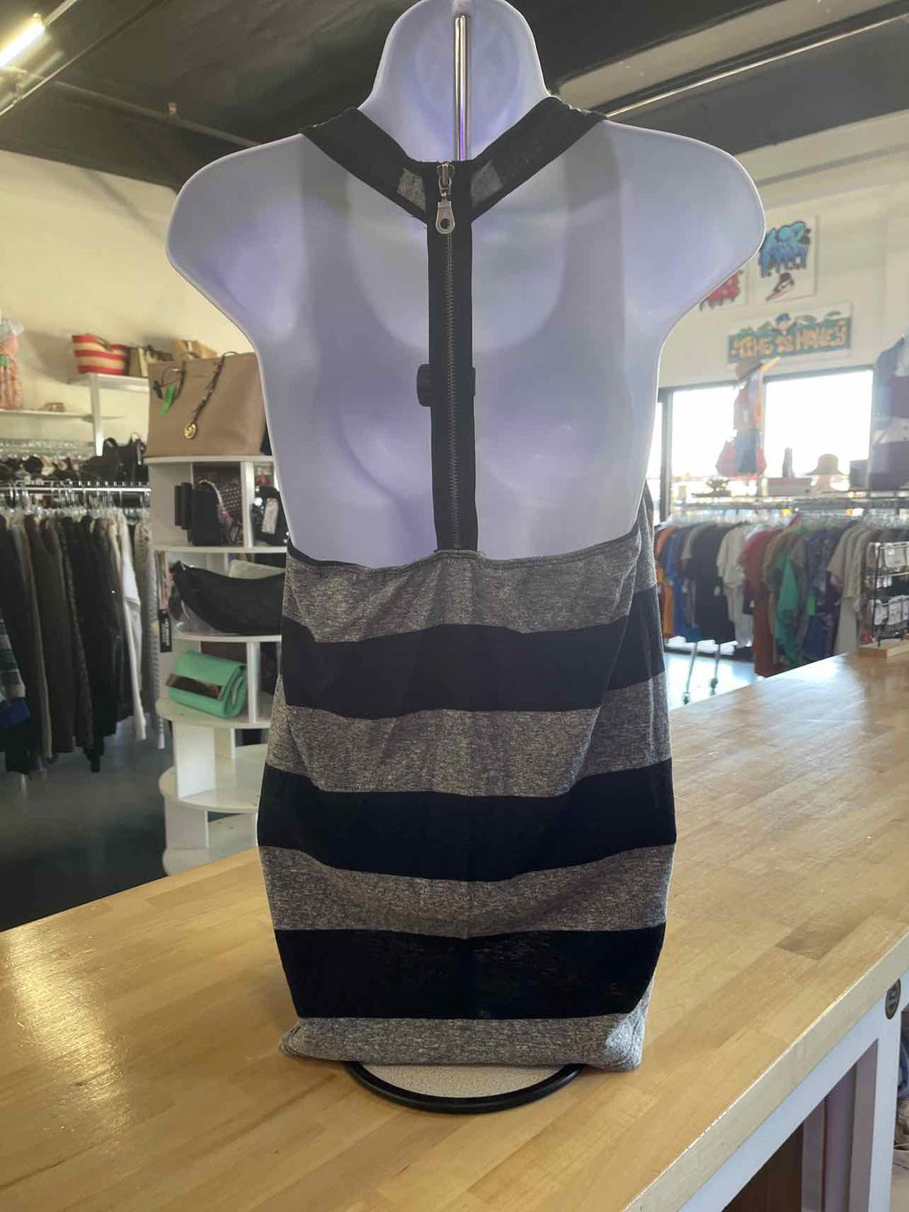 XXI Size M Black Gray Preloved Tank