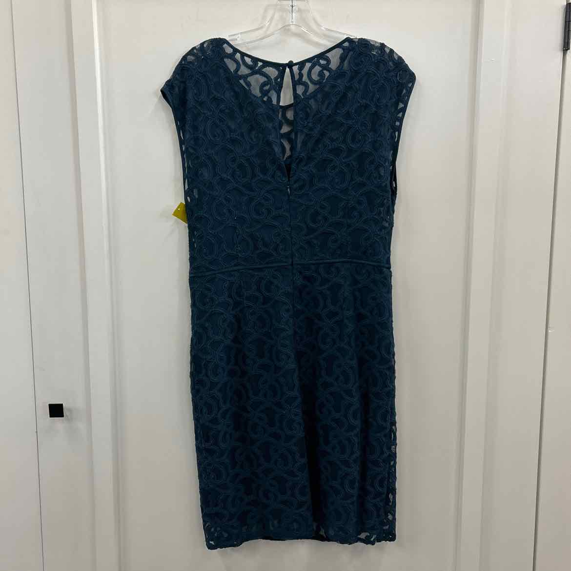 Adrianna Papell Size 12 Teal Dress