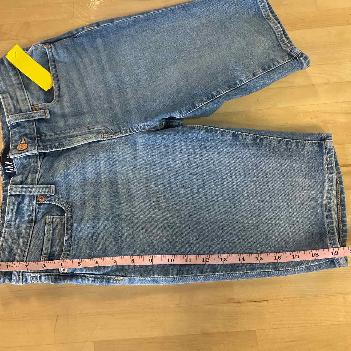 Gap Size 6 Denim Preloved Jorts
