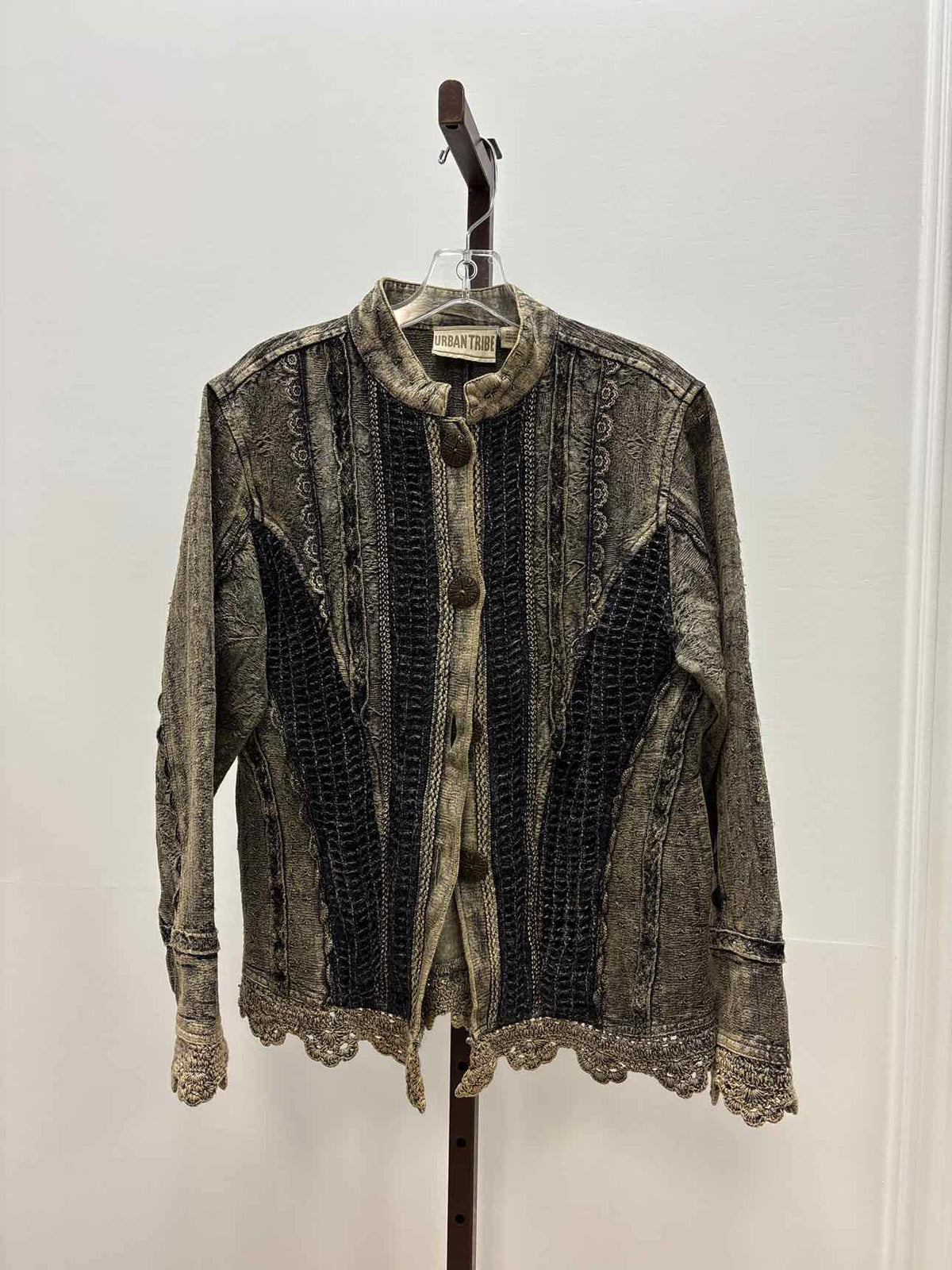 Urban Tribe Size M Gray & Tan Denim Preloved Jacket