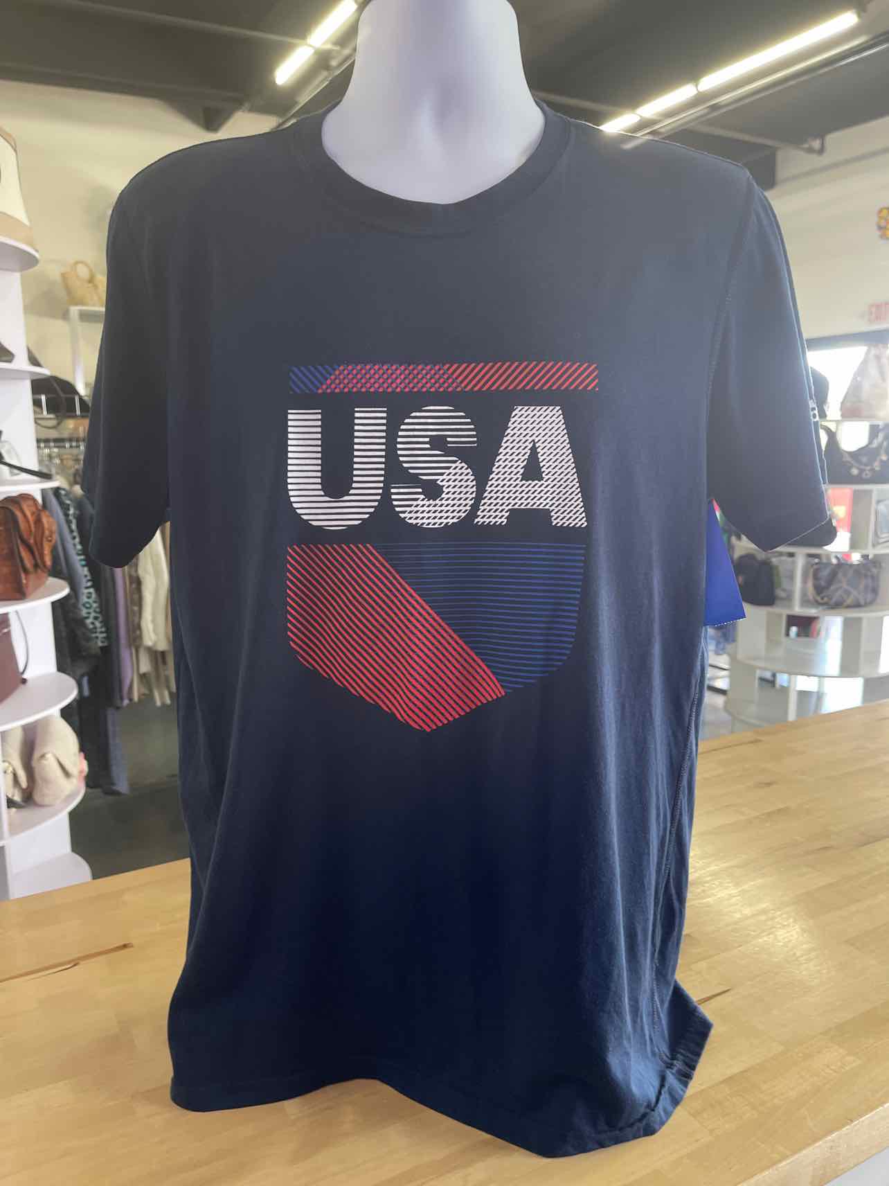Adidas Size L Blue Preloved MENS T-shirt