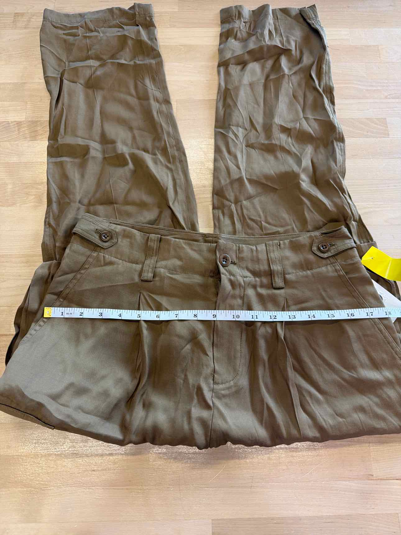 Ralph Lauren Size 4 Tan cargo