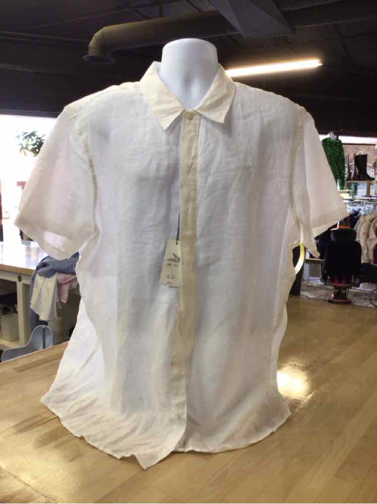 Michael Kors Classic Linen Point Collar Shirt