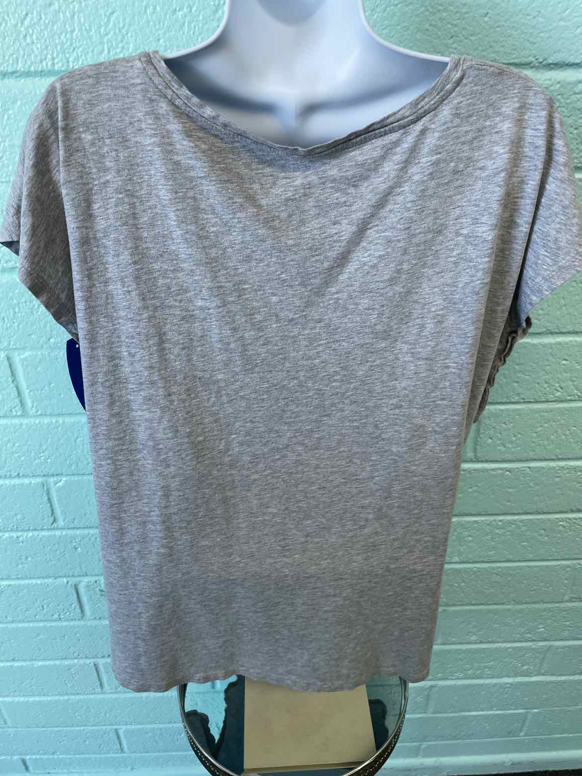 J Jill Size S Gray Shirt