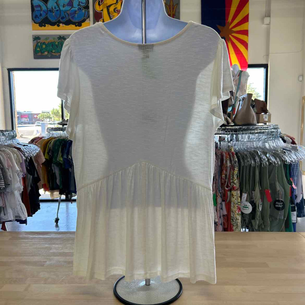 Torrid Size 0 White Preloved Blouse SS