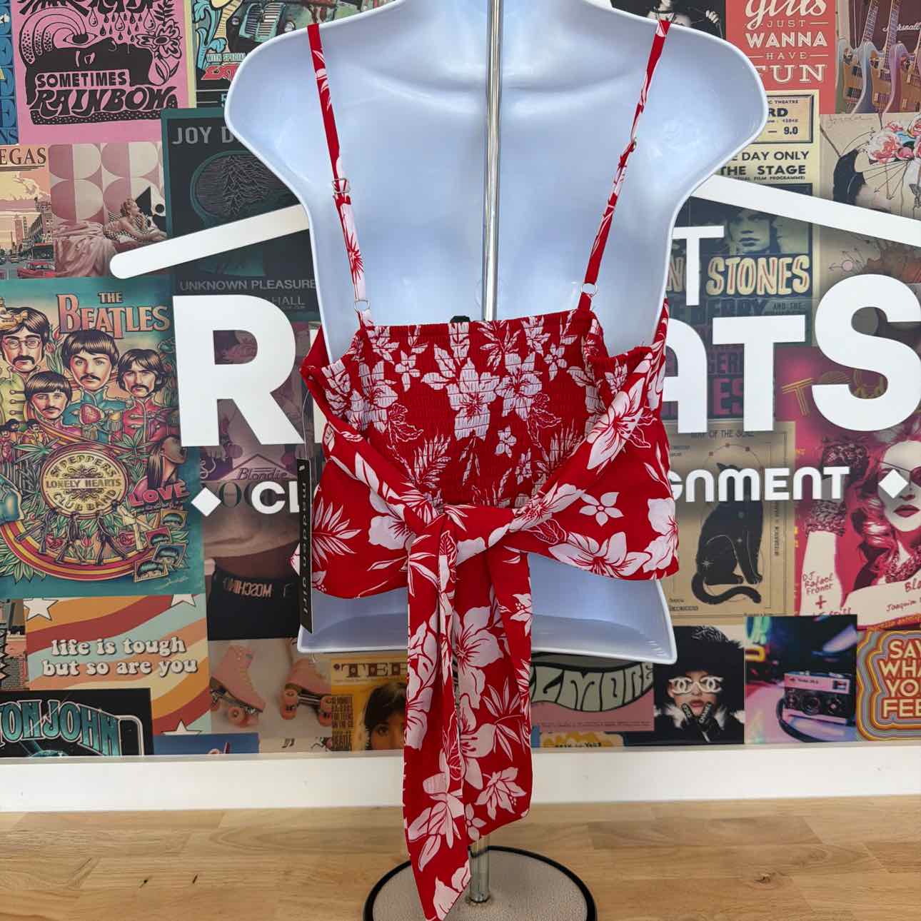 Madden Girl Size L Hibiscus Bandana Top