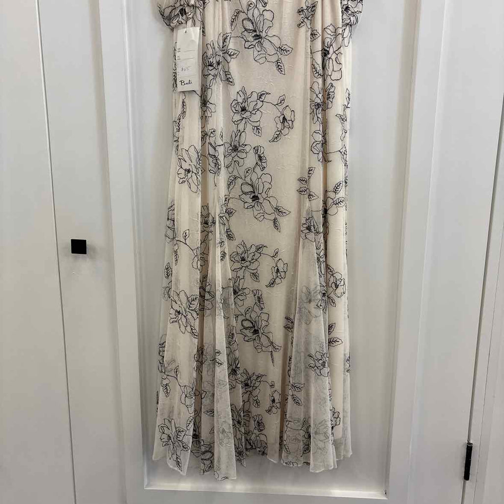 Bali Size 4 BLACK & WHITE Dress