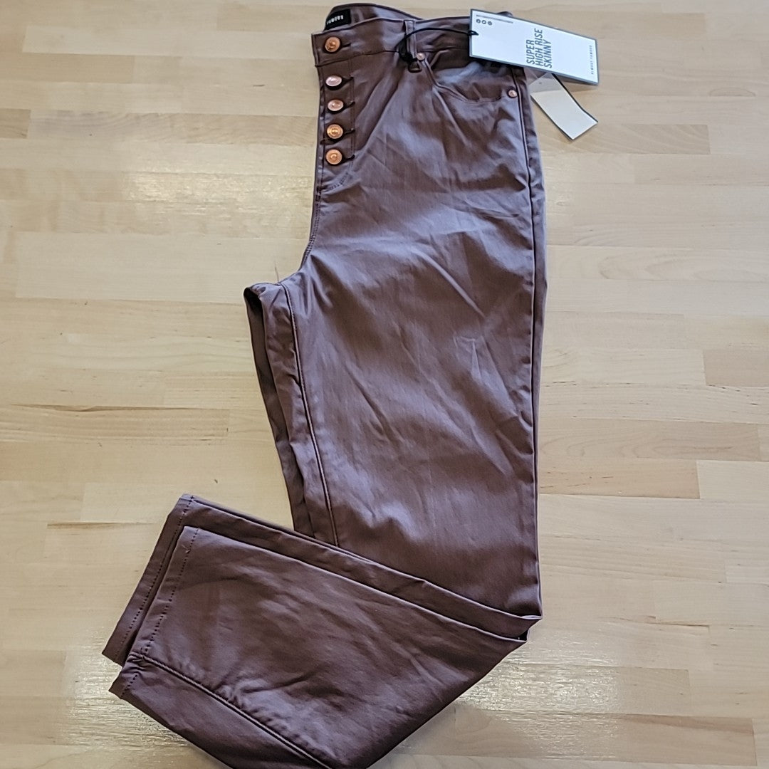 Almost Famous Size 15 Brown  Faux-Leather Exposed-Button High-Rise Skinny Jeans