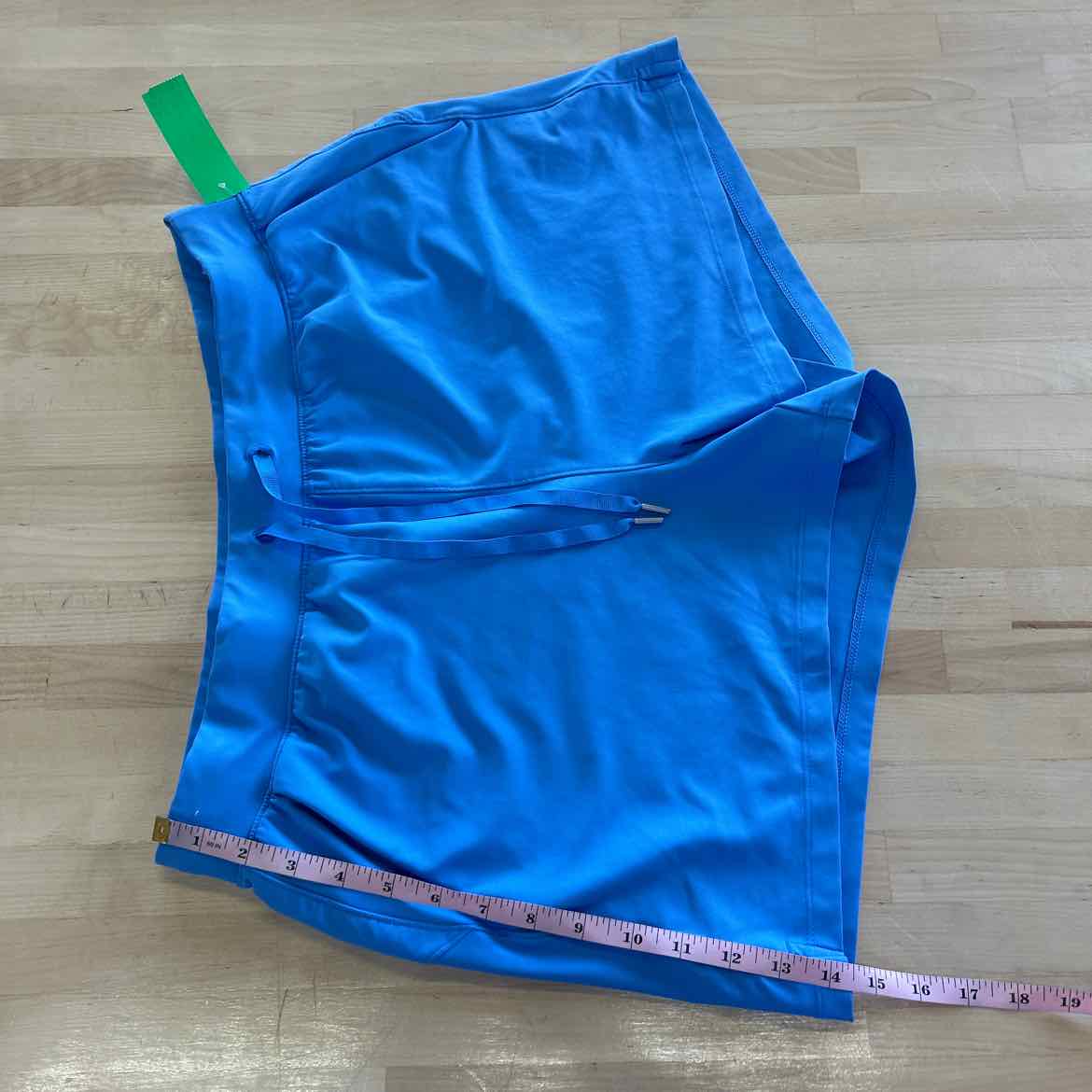Old Navy Size L Blue Preloved Athletic Shorts