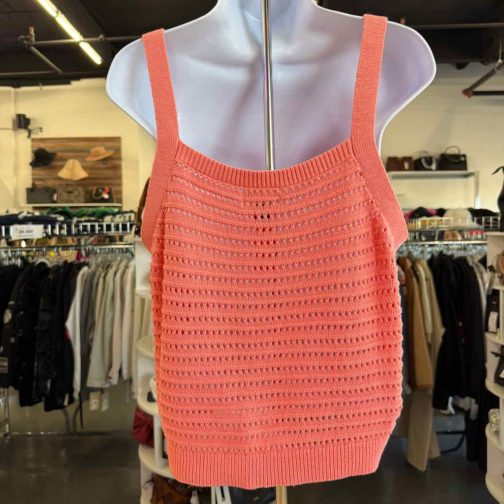Universal Thread Size XL Peach Preloved Tank