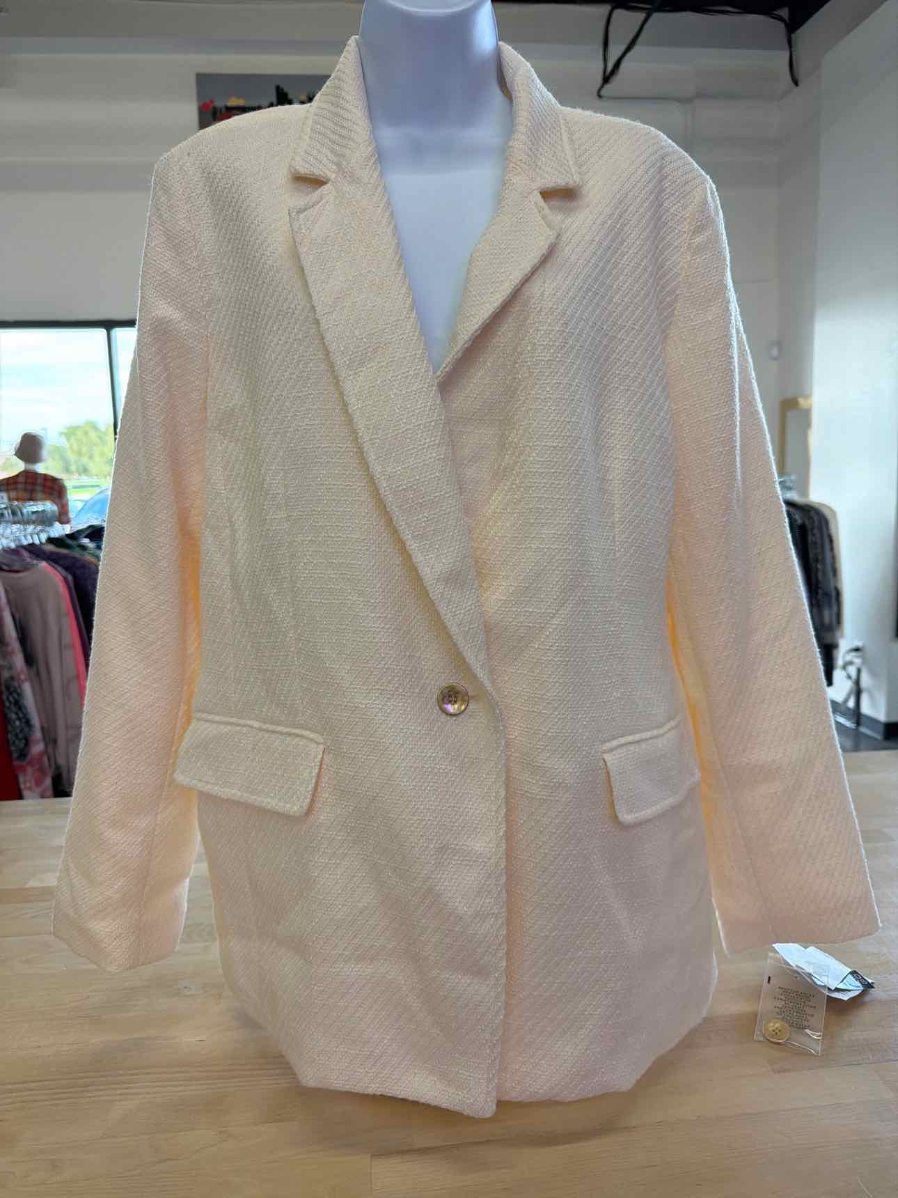 Bar III Size XL White Blazer