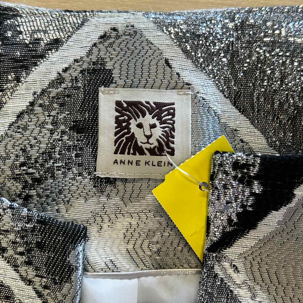 Anne Klein Size M Silver Jacket