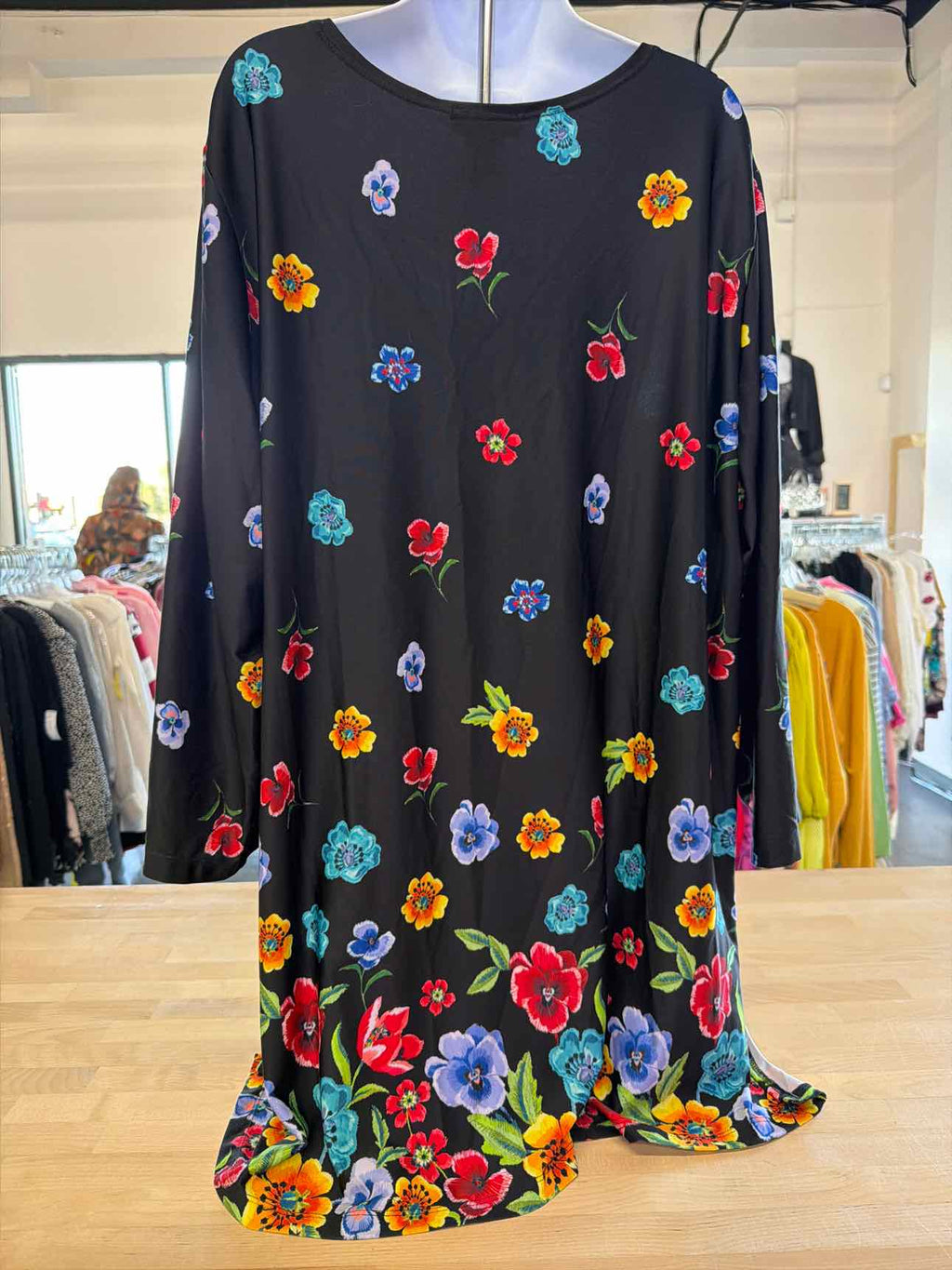 Slinky Brand Size 3X Black Long Sleeve