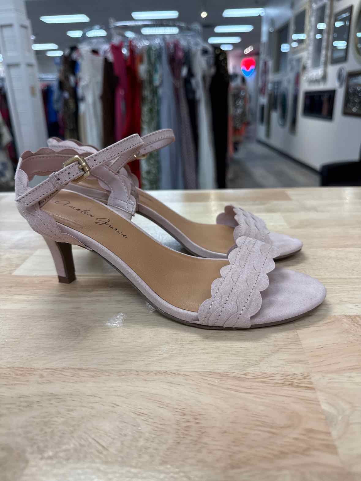 Amelia Grace Size 7 Blush Preloved Heels