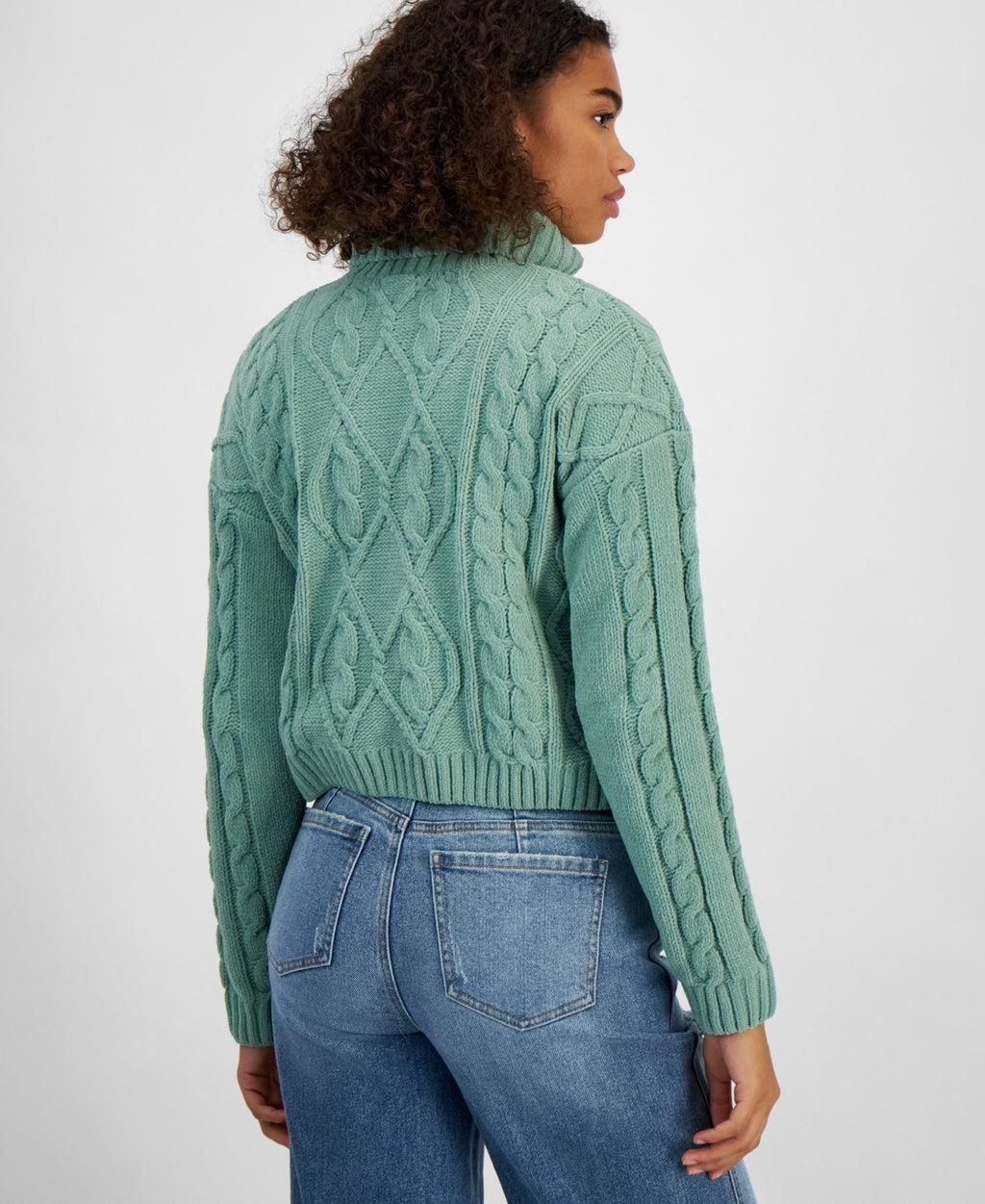 Hippe Rose Juniors' Cropped Cable-Knit Turtleneck Sweater - Irish Green