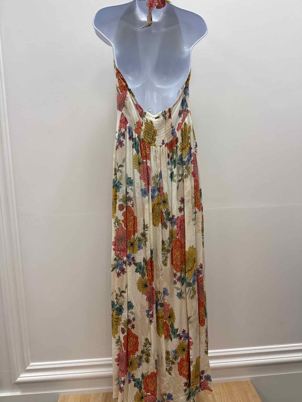 Oneill Size M Cream New Dress