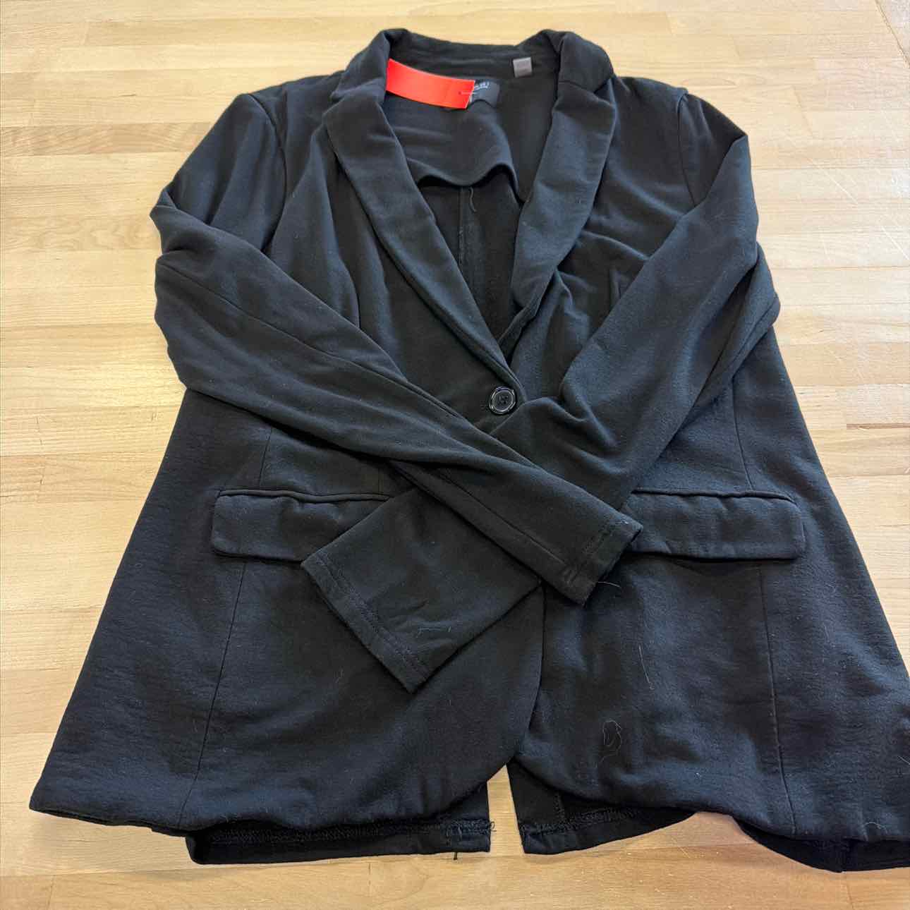 Tahari Size M Black Used Cardigan