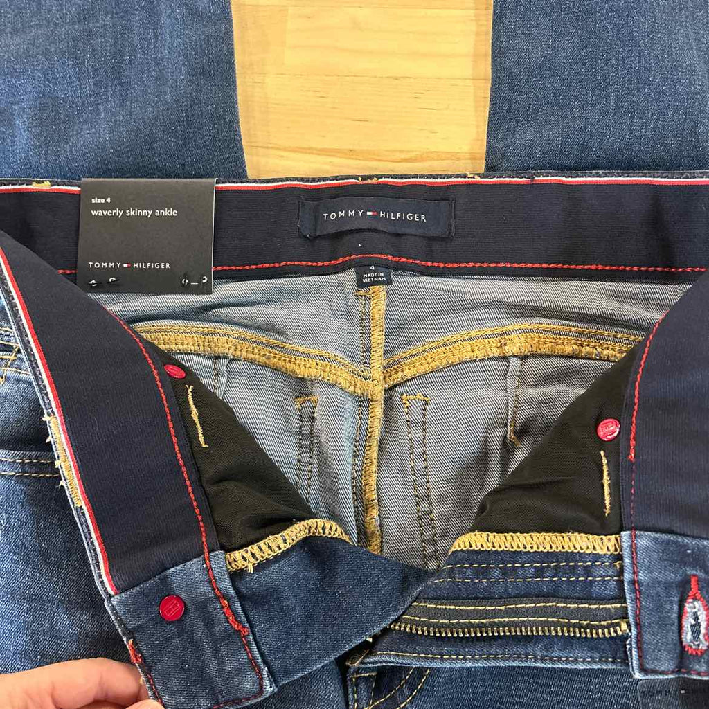 Tommy Hilfiger Size 4 Blue New Jeans