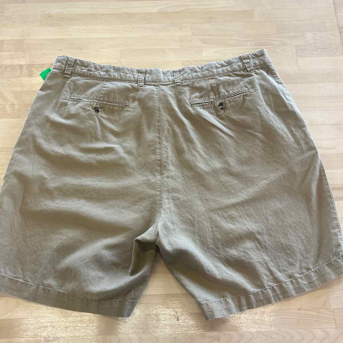 Roundtree Men's Size 44 Tan MENS Shorts