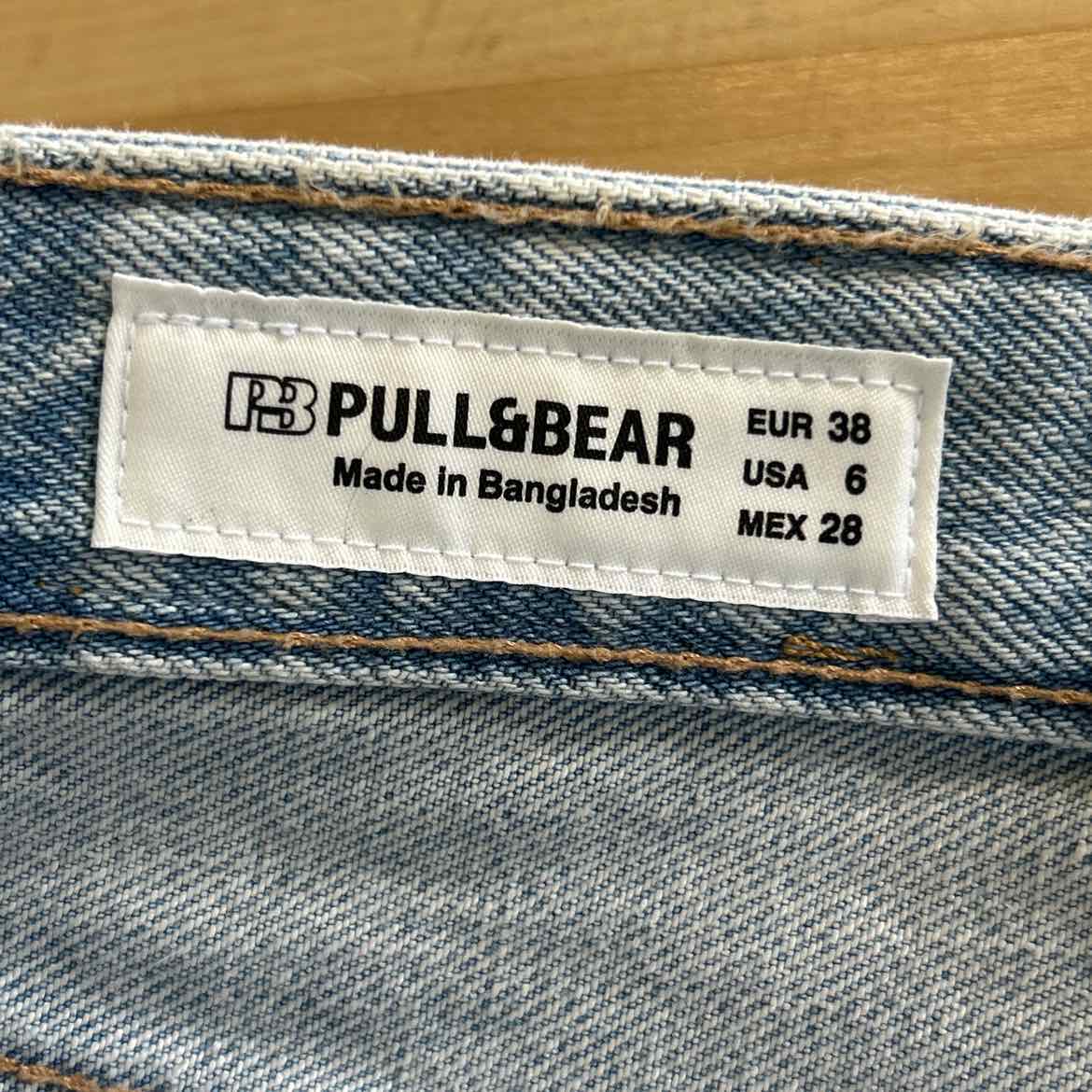 Pull & Bear Size 6 Blue Denim Preloved Skirt