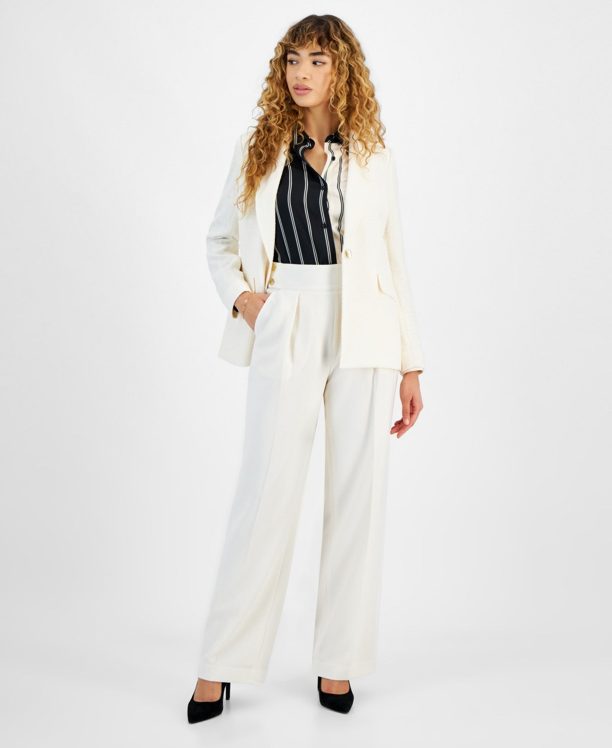 Bar III Size M White Blazer