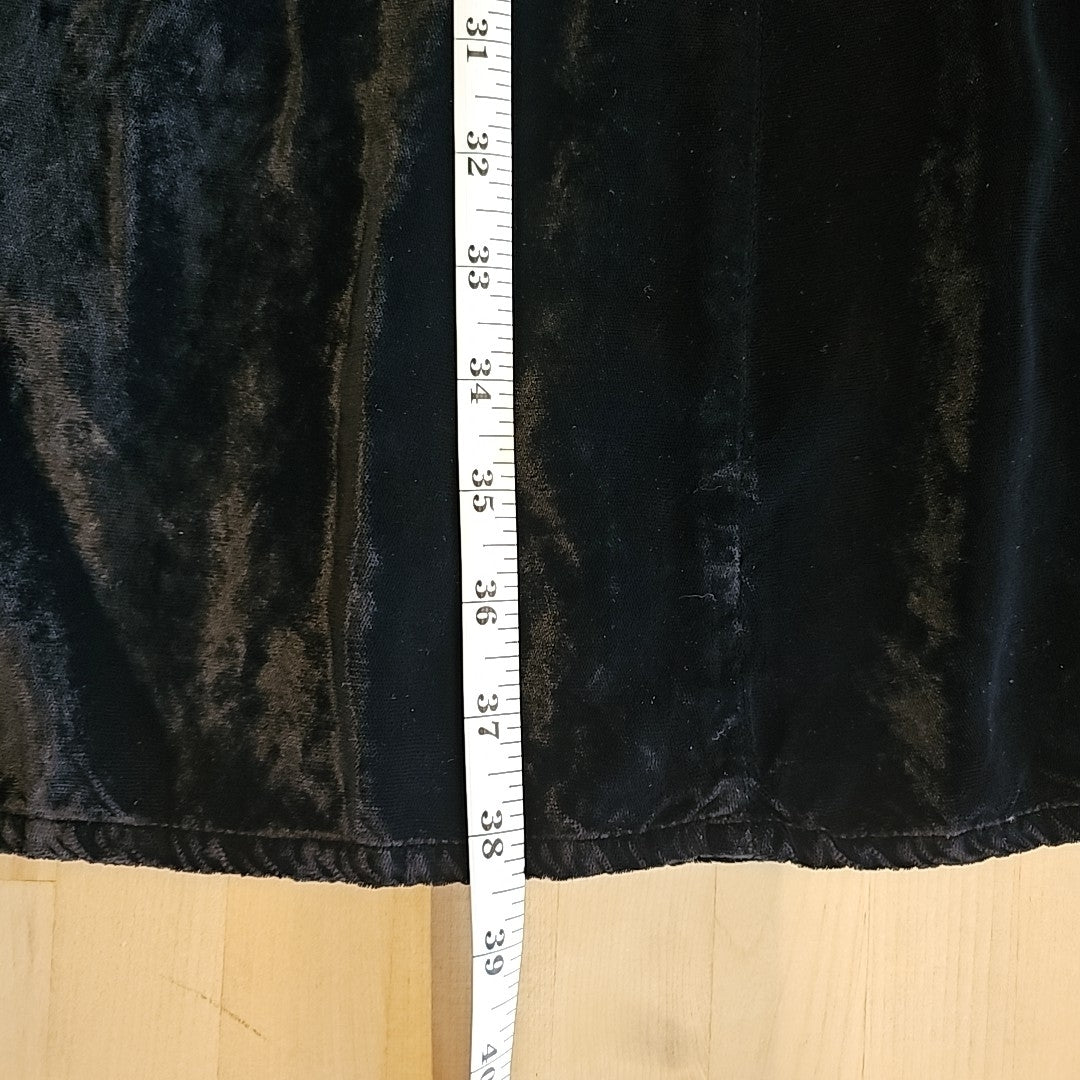 CP Size L Black Skirt