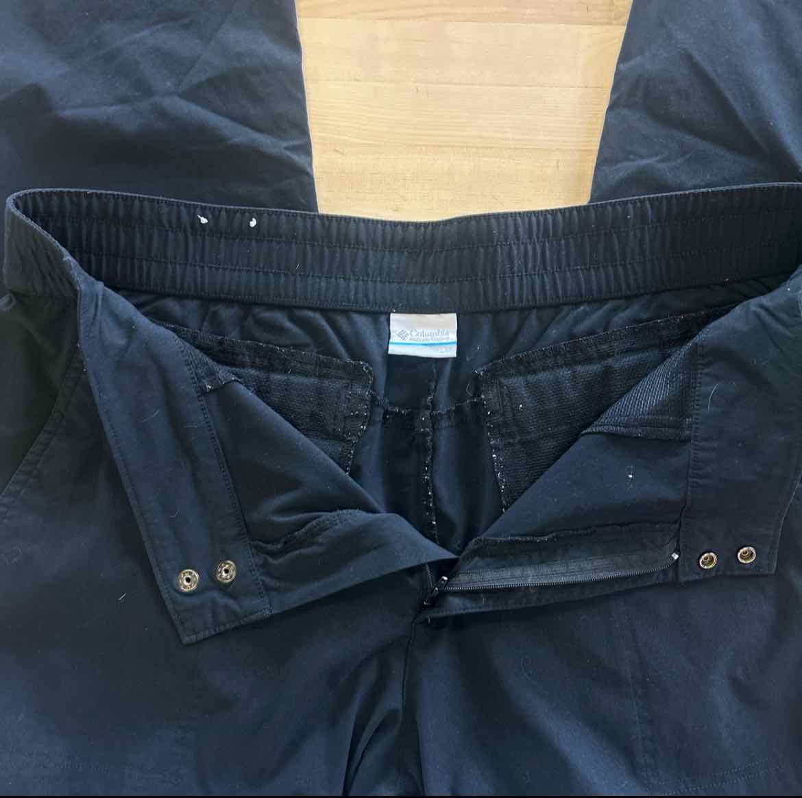 Columbia Size 18 Black Preloved Athletic Pants