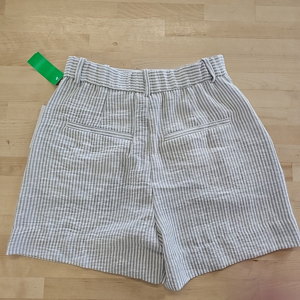 Bcx Juniors' Striped Pleat-Front Mid-Rise Shorts - Grey - 5