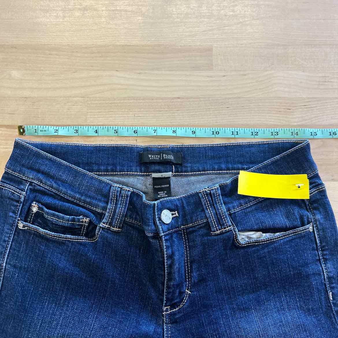 White House Black Market Size 6 Denim Capris