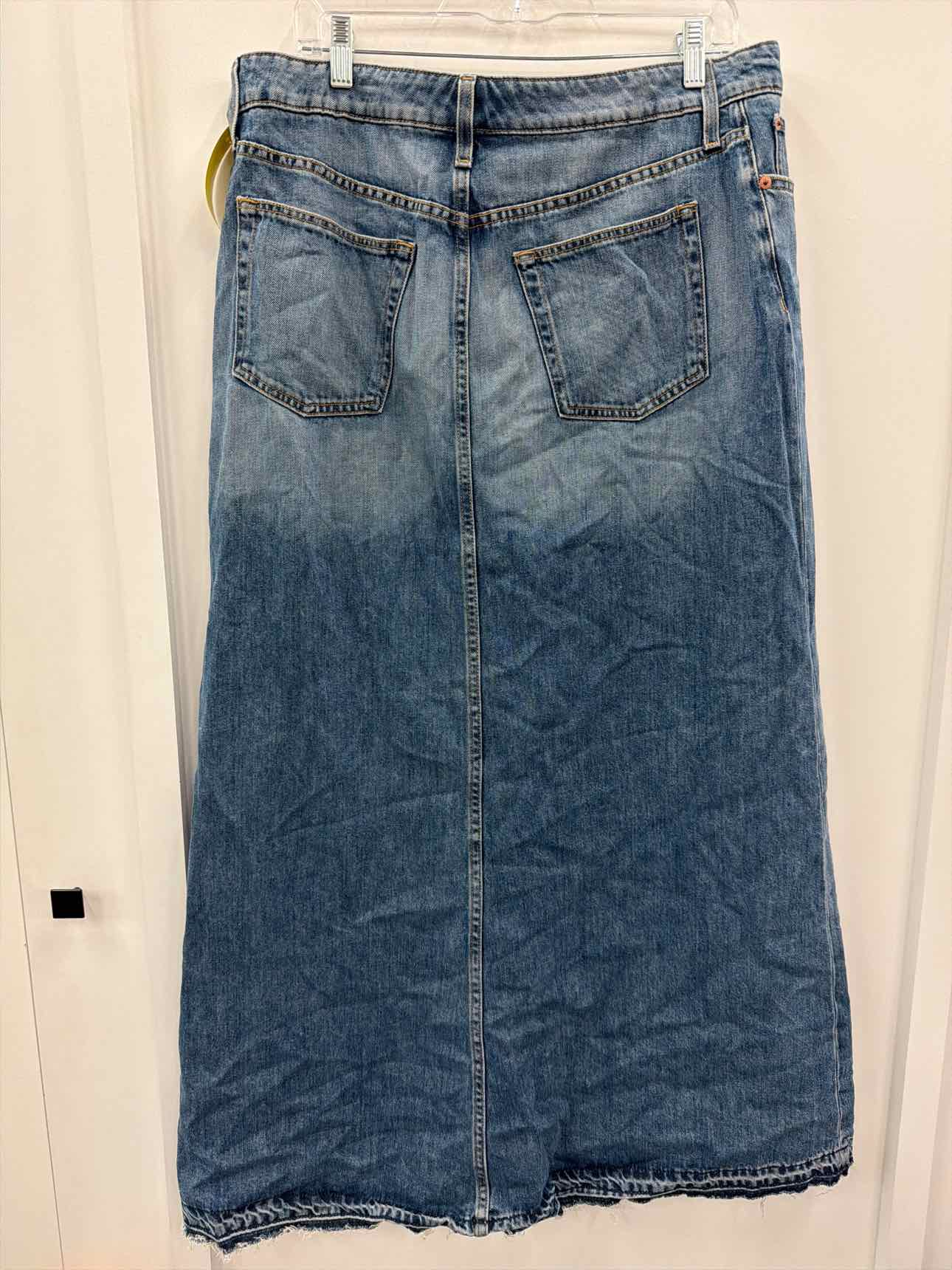 Lucky Brand Size 32 Denim Skirt