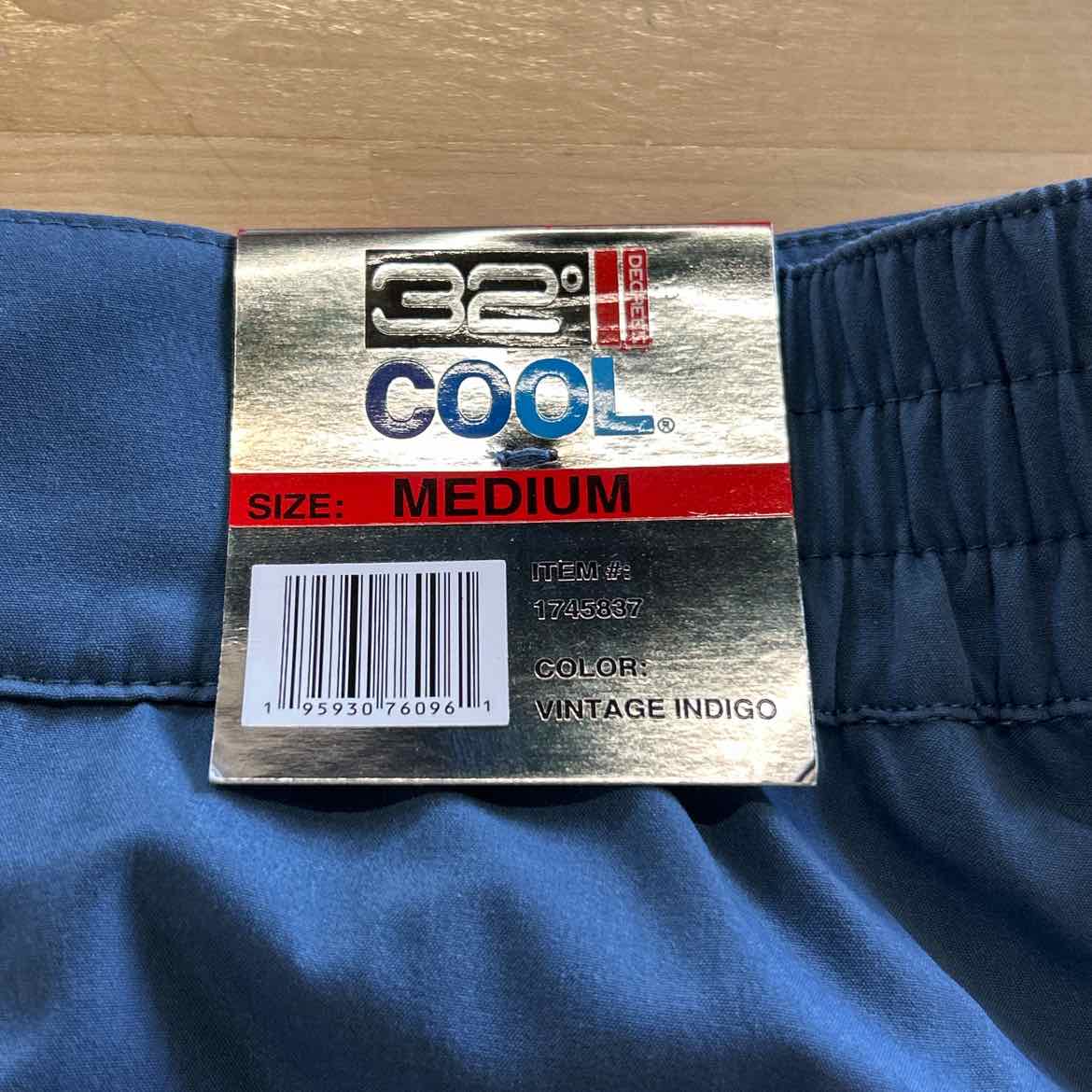 32 degrees Size M Blue Skorts