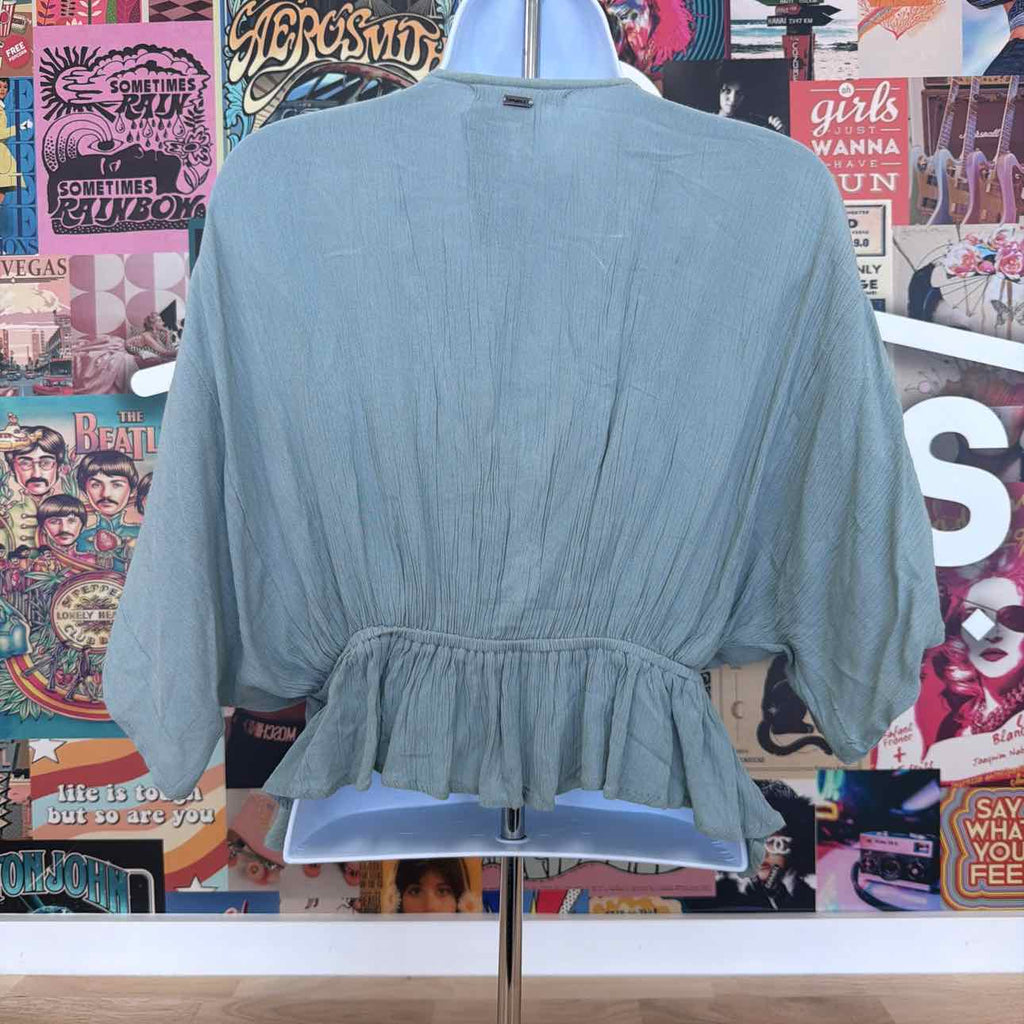 O'Neil Size XS Carey Top - Silver Blue