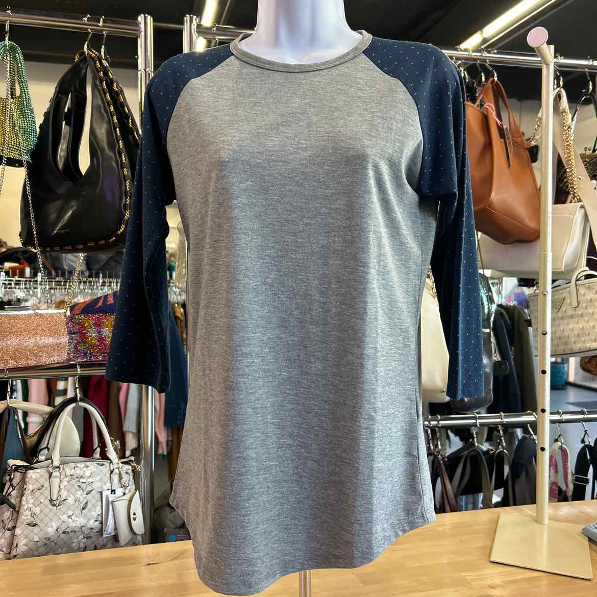 LulaRoe Size XS Gray Long Sleeve