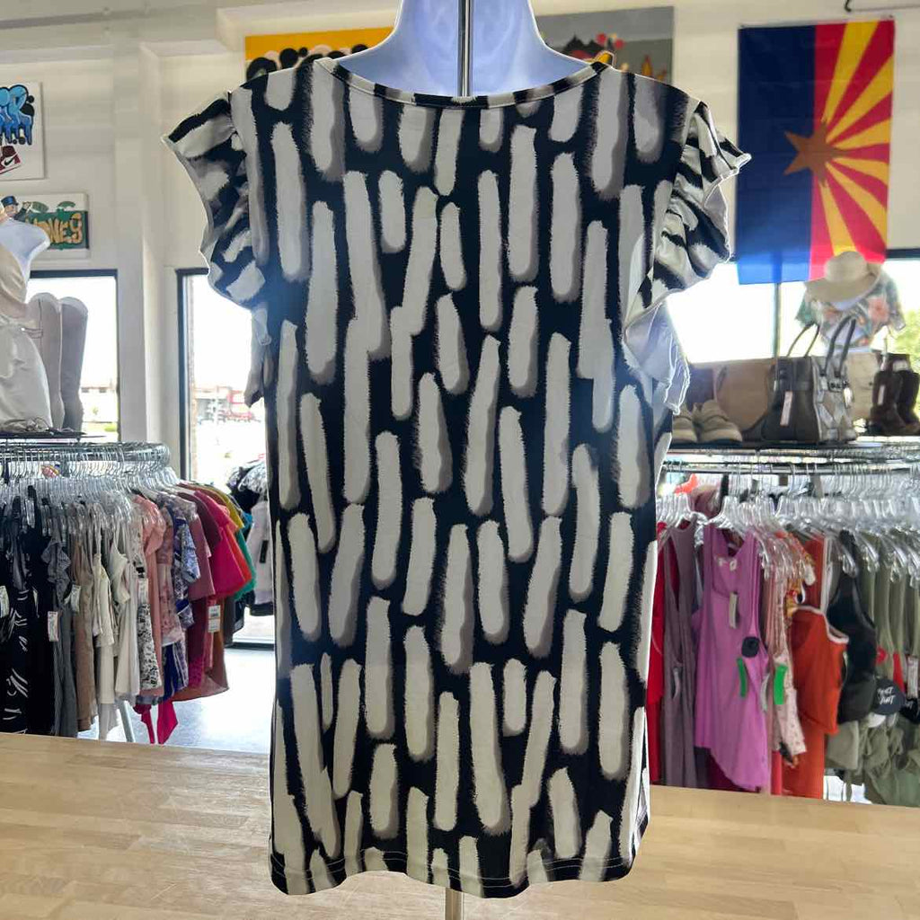 Loveudear Size M Black White Preloved Blouse SS