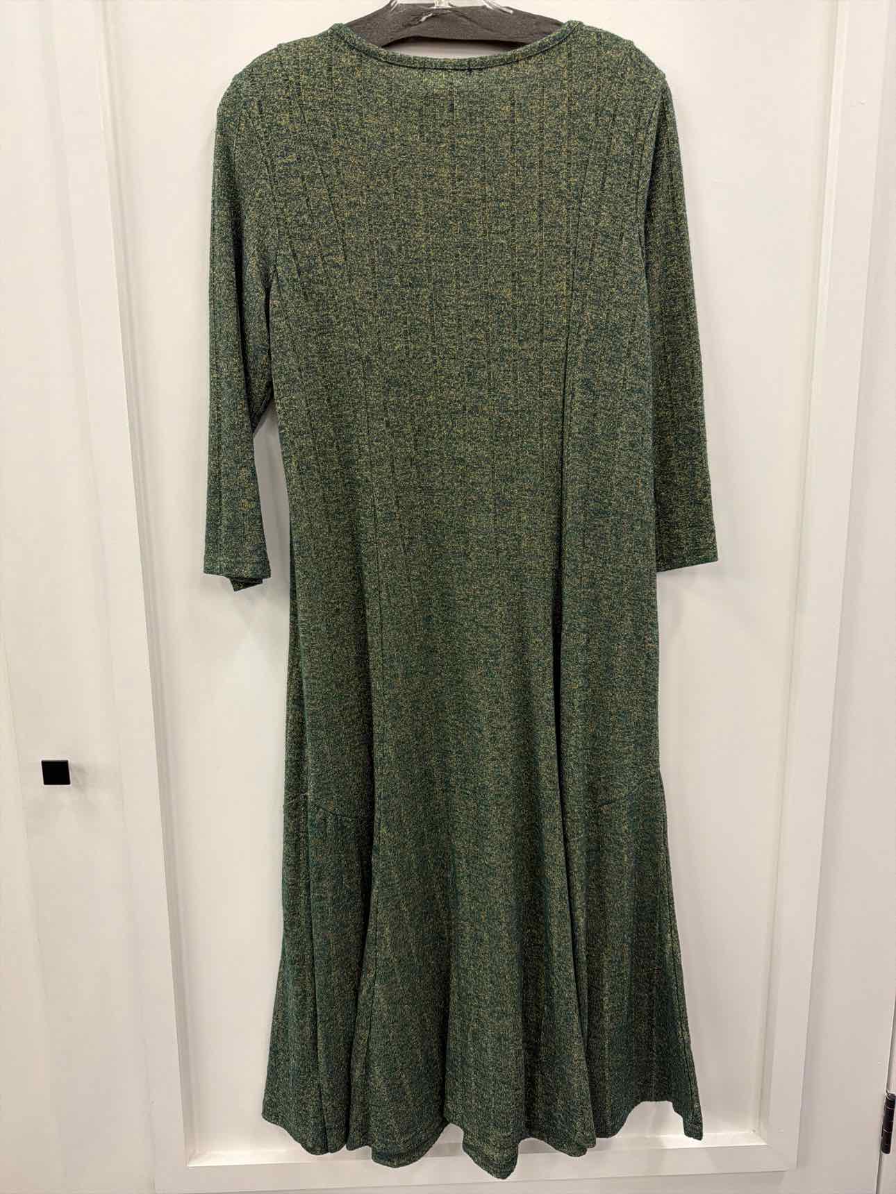 Nina Leonard Size L Green Dress