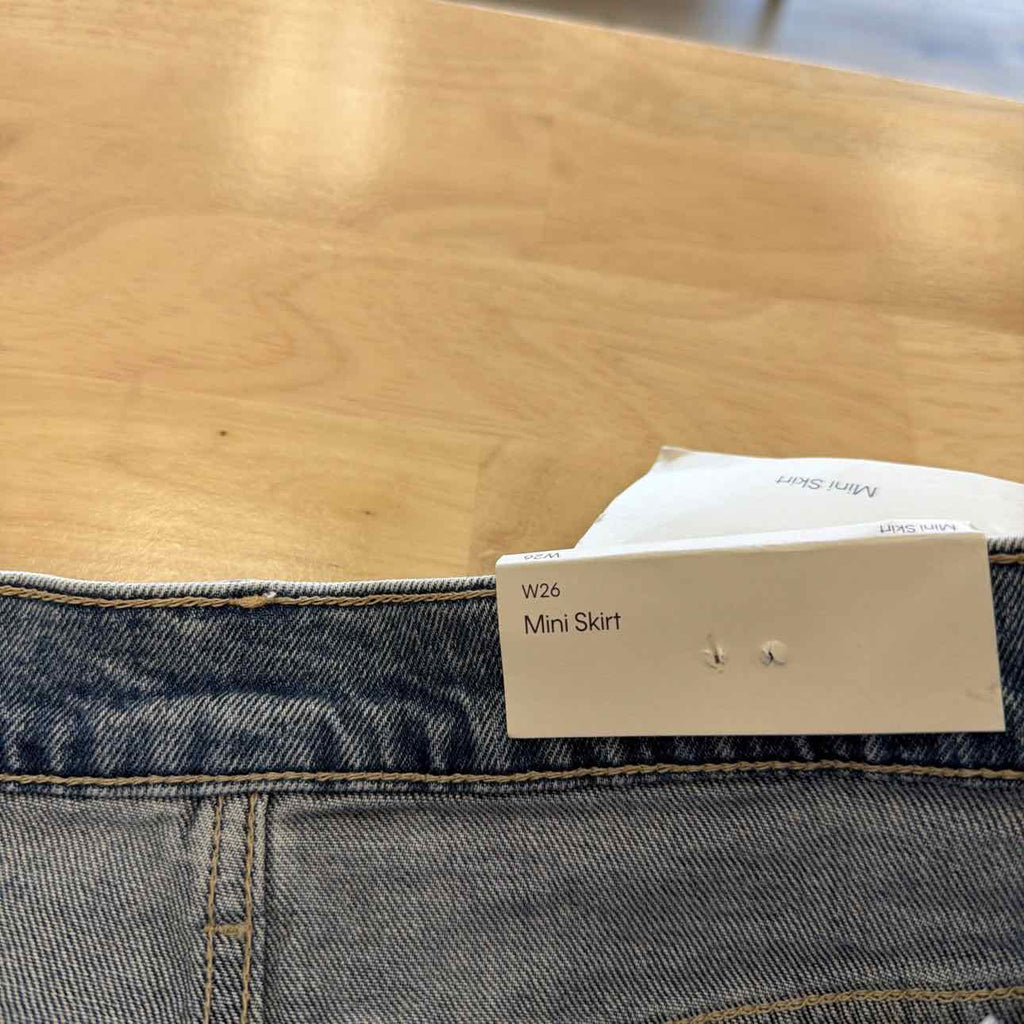 Calvin Klein Size 26 Blue New Skirt
