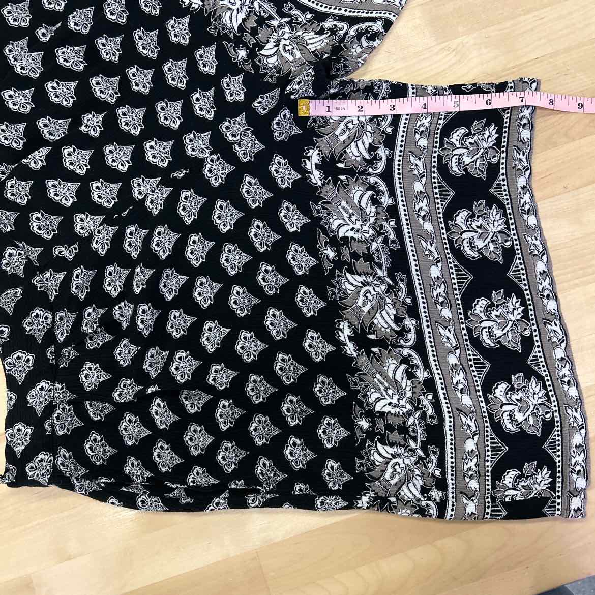 Angie Size M Black Preloved Shorts
