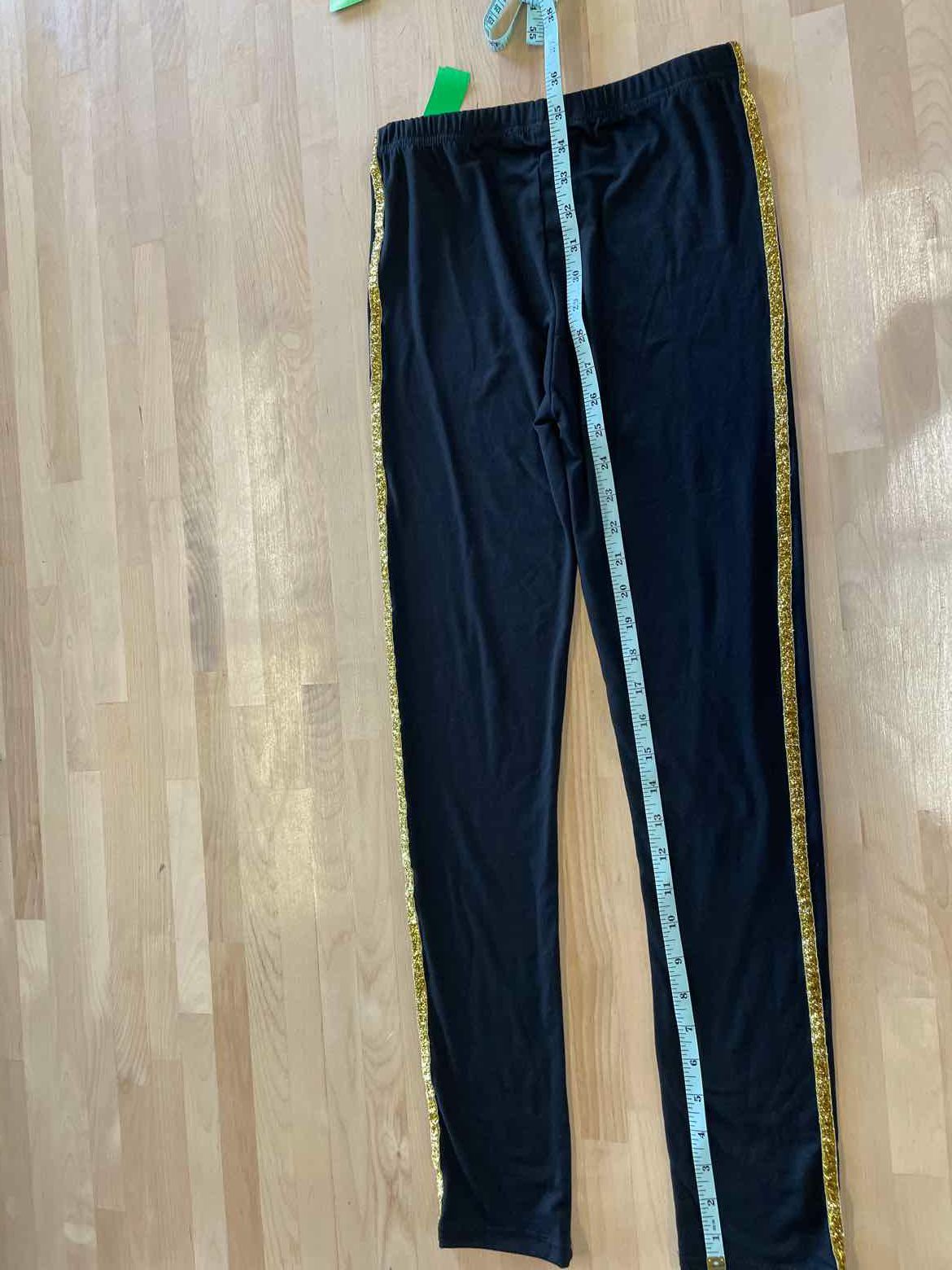 Size OS Black Preloved Leggings
