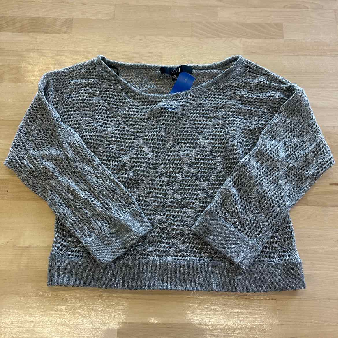 XXI Size M Gray Knit Top