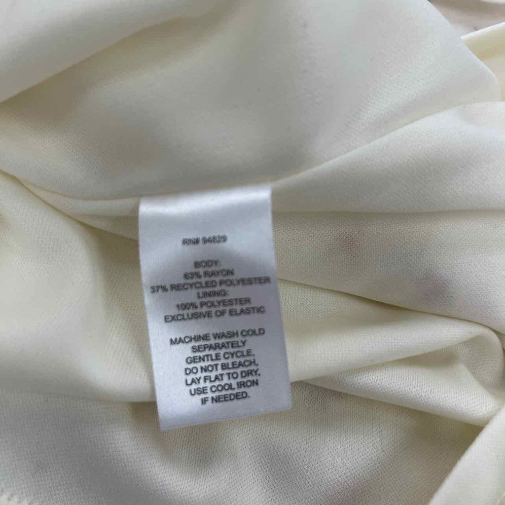 Celebrity pink Size XL Cream New Dress