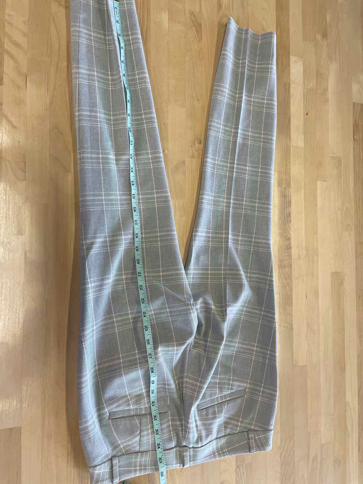 Banana Republic Size 2 Gray Pants