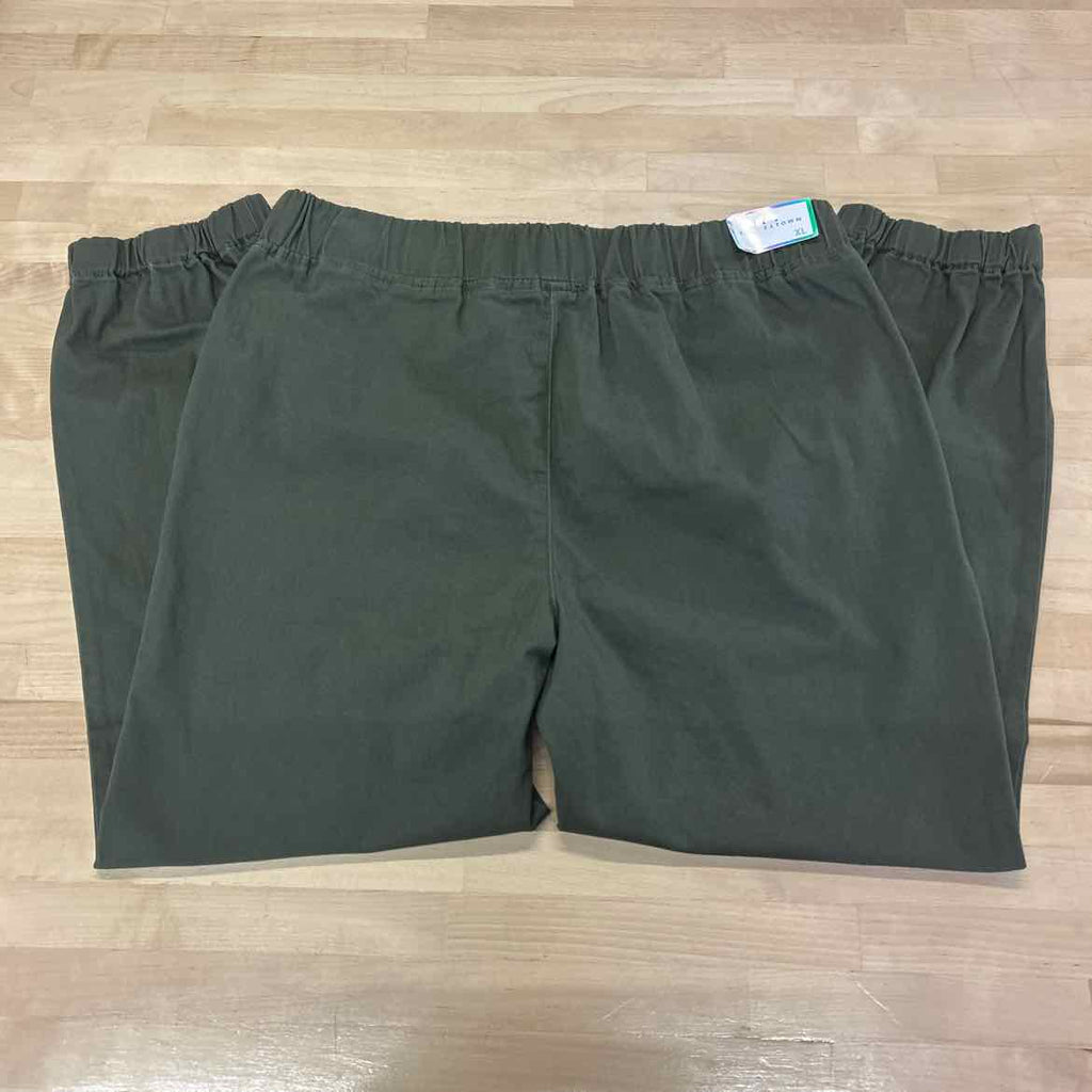 TINSELTOWN Size XL Green Pants