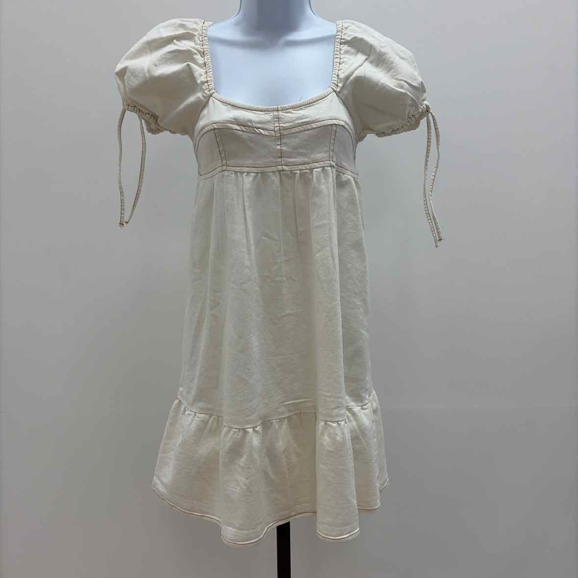 Planet Heart Size S  Juniors' Denim Puff-Sleeve Mini Dress - Off White Wash