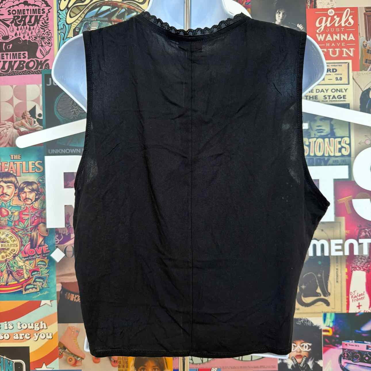 Self Esteem Juniors' Eyelet V-Neck Tie-Front Vest - Black