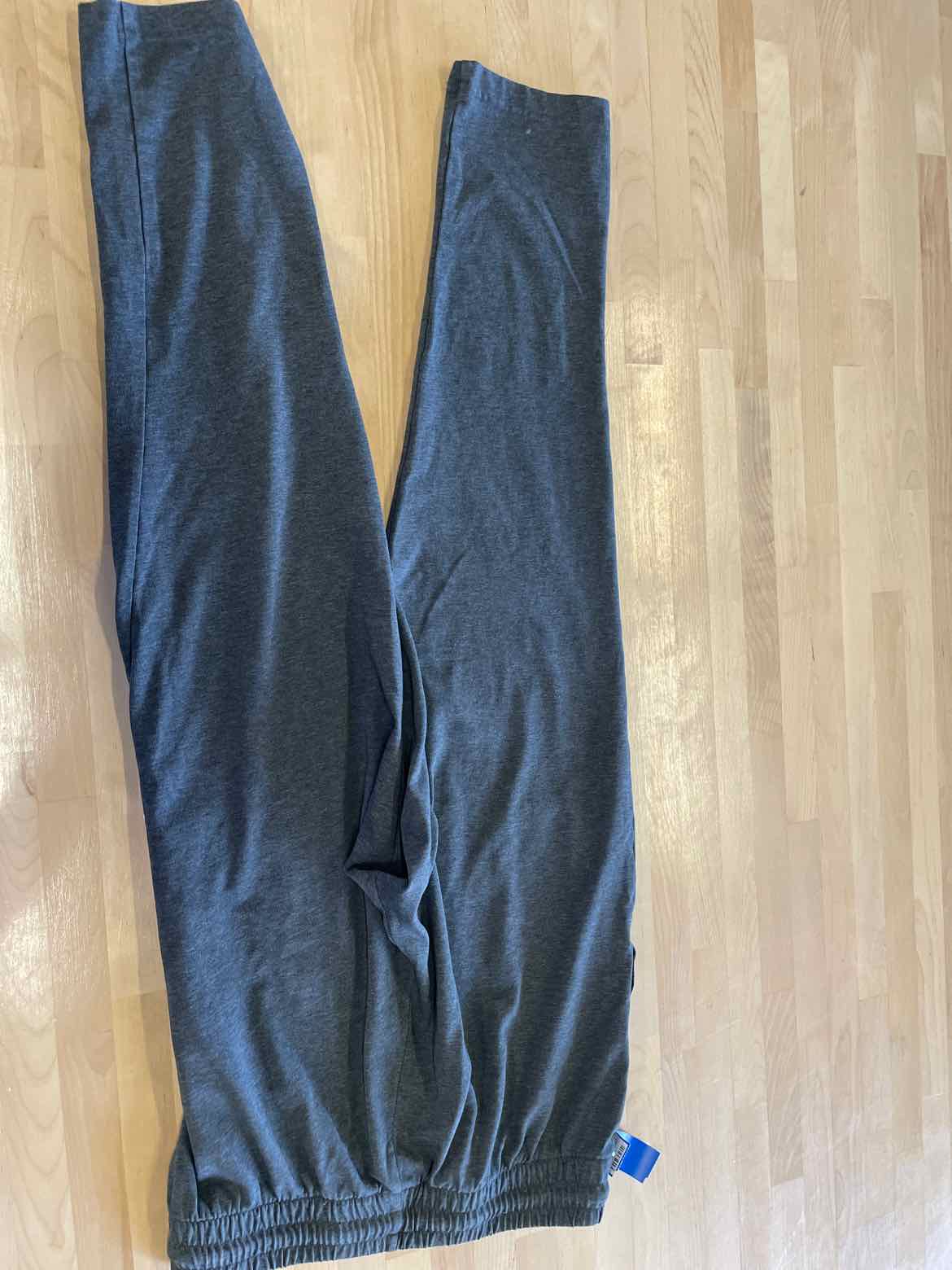 Adidas Size M Gray MENS Athletic Pants