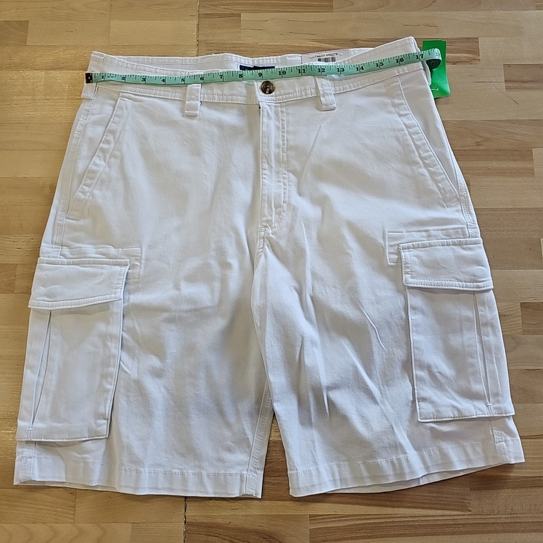 Club Room Men's Size 32 White Stretch Cargo Shorts NWT