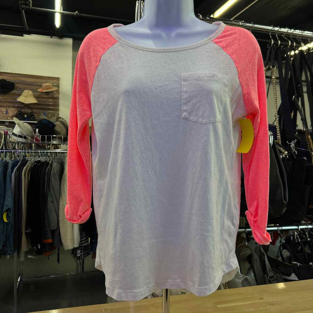 Divided Size XS White Longsleeve