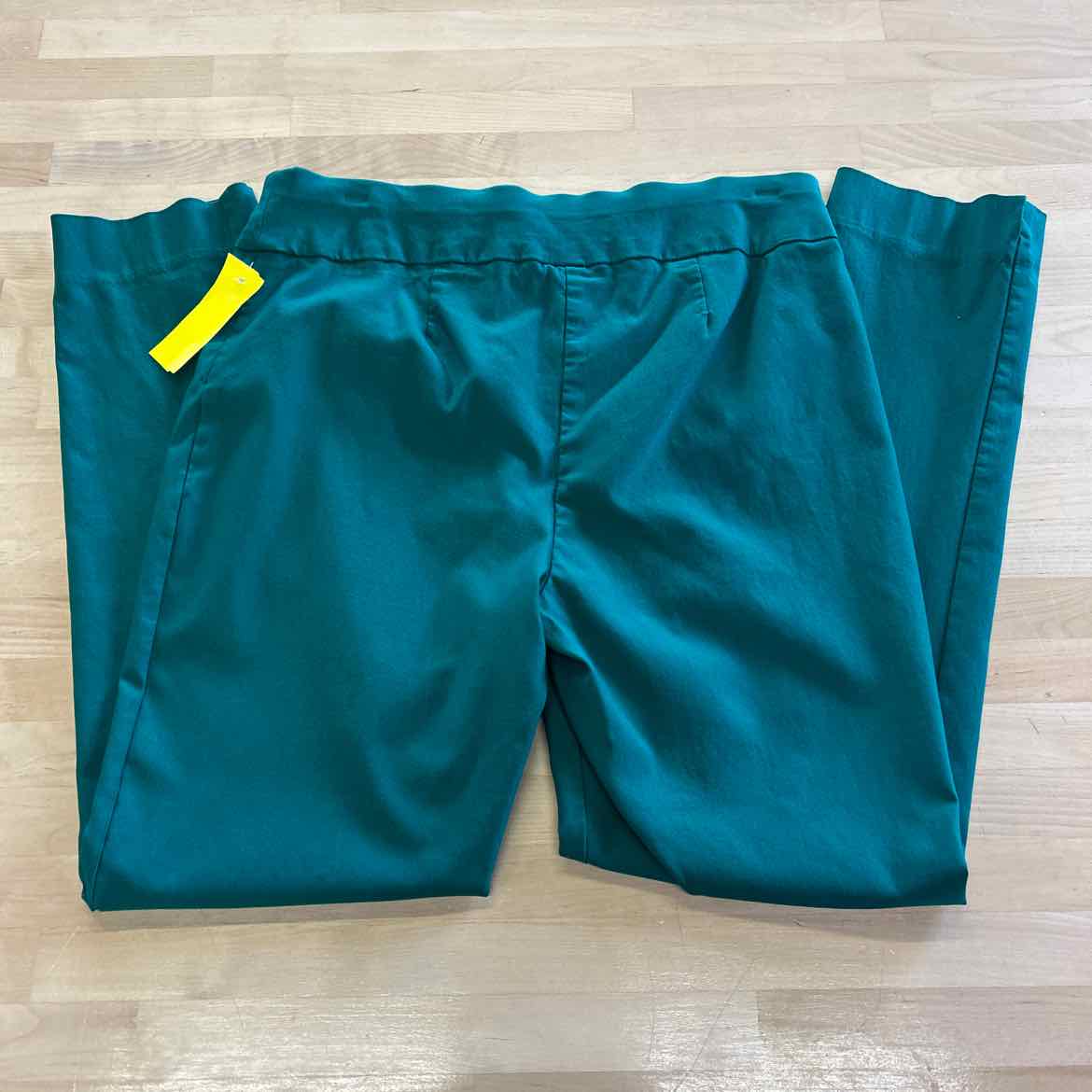 Chico's Size M Green Pants