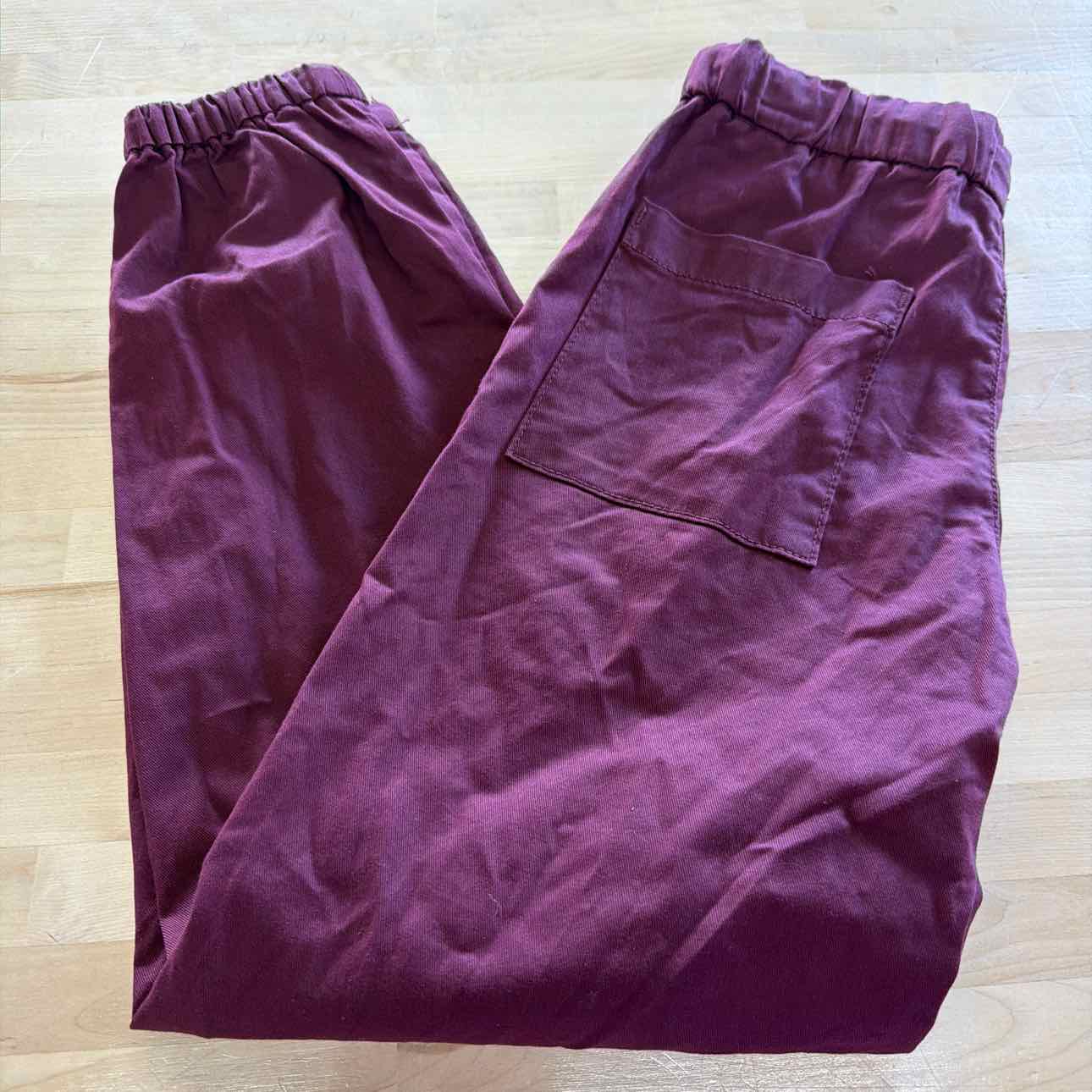 Levi's Women's Mid-Rise Essential Joggers - Merlot